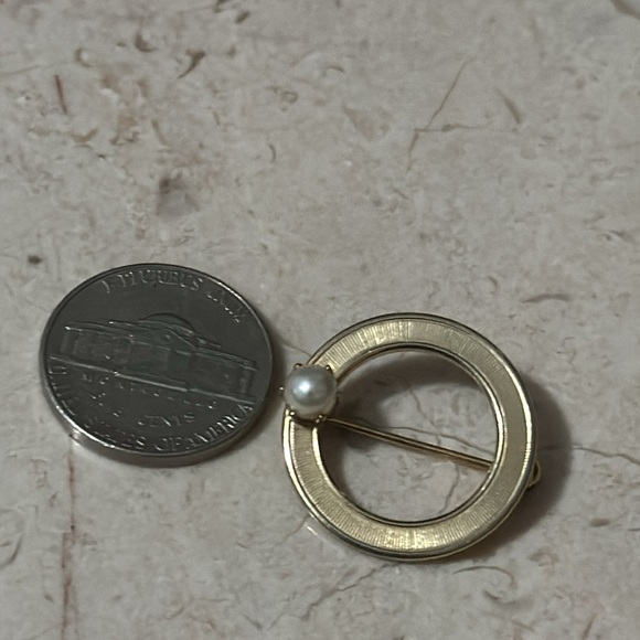 Vintage Pin-Gold Tone with Faux Pearl Accent - Picture 10 of 10